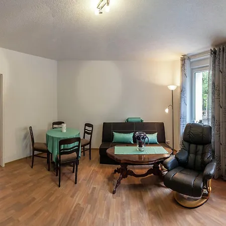 Spacious Multi-level Stay, Cleaning Included Dom wakacyjny *